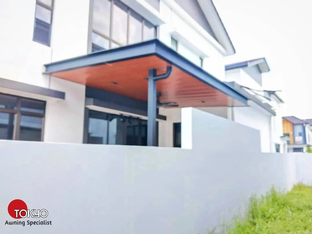 C-roof awning over a balcony — real completed project serving the Puchong area